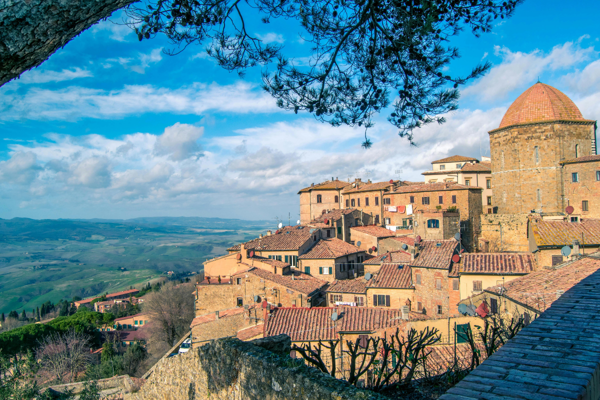 Volterra: The Medieval Jewel
